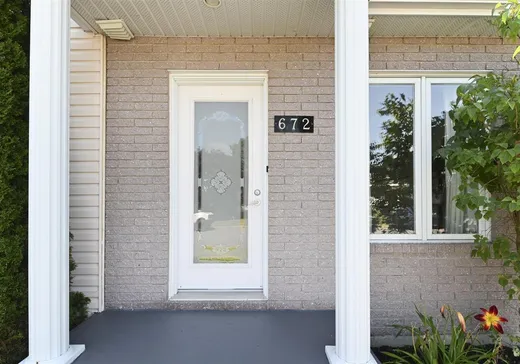 Maison à vendre - 672 Rue des Caryers, Lac-St-Charles, G3G 2B3