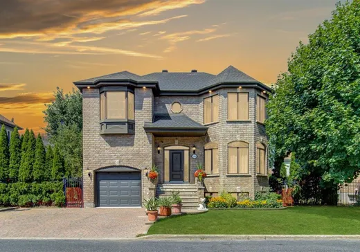 Maison à étages à vendre - 7495 Rue Latouche, Brossard, J4Y3J8