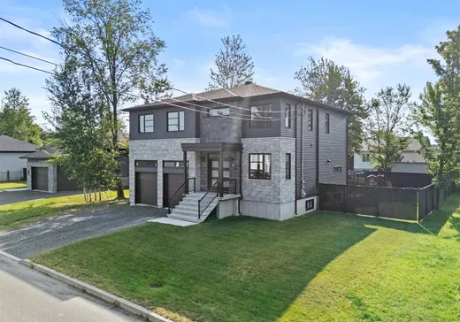 Maison à vendre - 2540 Rue Guèvremont, St-Charles-De-Drummond, J1Z 1J4