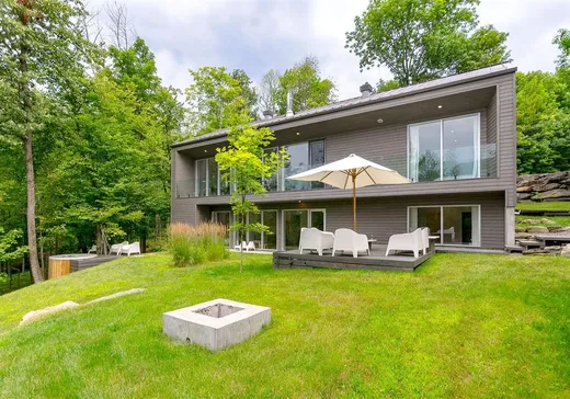 Maison à vendre - 1640 Ch. Harold, Sutton, J0E 2K0