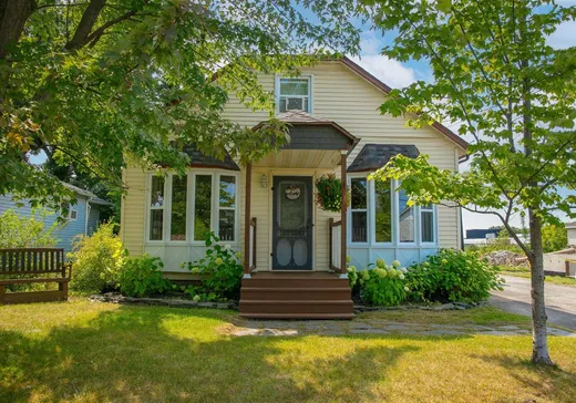Maison à vendre - 691 Rue des Ormeaux, Sherbrooke, J1G 2T6