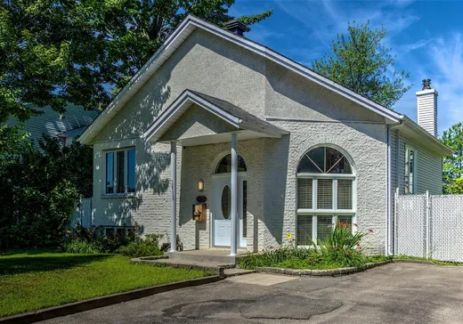 Bungalow for sale - 30 Rue des Sorbiers, Blainville, J7C5E4