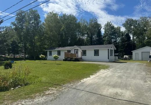 Mobile Home for sale - 195 Rue de la Clairière, Val-d'Or, J9P4N7