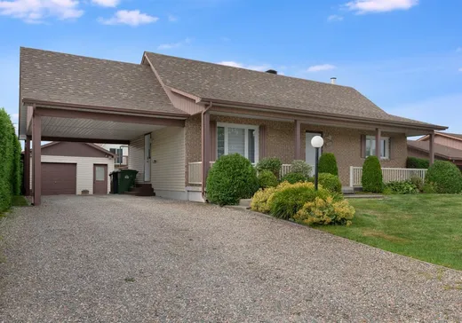 Bungalow à vendre - 973 Rue du Harfang-des-Neiges, Sherbrooke, J1R0N7
