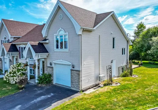 House for sale - 2975 Rue des Colombes, Drummondville, J2C 7Y5