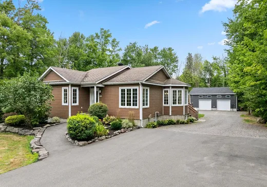 Bungalow for sale - 162 Rue Gabrielle, Granby, J0E2A0
