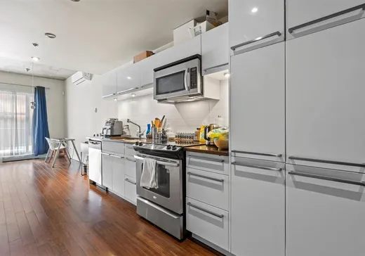 Condo for sale - 109 Rue Charlotte, App. 103, Montreal (Ville-Marie), H2X 1M2