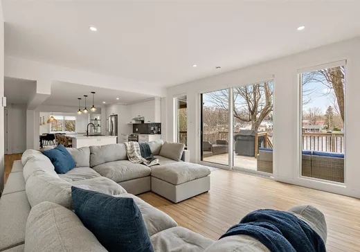 Two or more stories for sale - 1753 Av. du Lac O., Saint-Hyacinthe, J0E1Z0