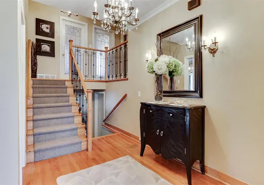 Maison à vendre - 1670 Rue Barré, Montréal (Saint-Laurent), H4L 4M9