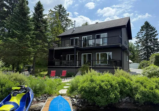 Maison à étages à vendre - 242 Rue des Alouettes, Thetford Mines, G0N1S0