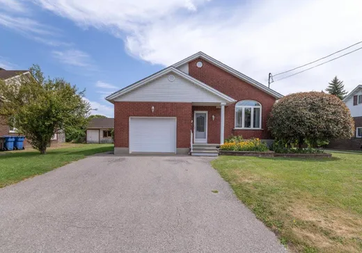 Bungalow for sale - 59 Rue Lefebvre, Salaberry-de-Valleyfield, J6T6A1