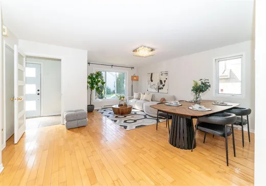 Maison à vendre - 8980 Rue Omer, Brossard, J4Y 3G5