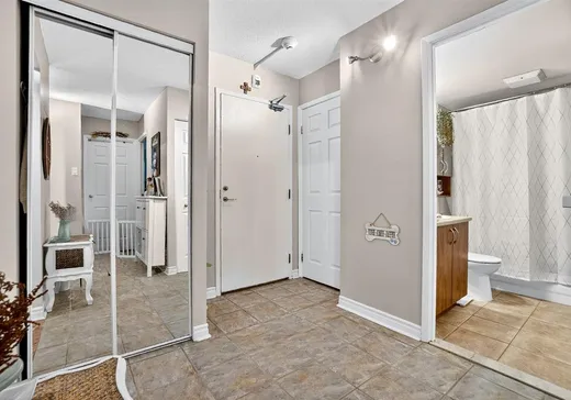 Condo for sale - 73 Boul. des Hauts-Bois, App. 208, Sainte-Julie, J3E 3J5