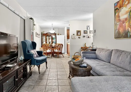 Condo for sale - 73 Boul. des Hauts-Bois, App. 208, Sainte-Julie, J3E 3J5