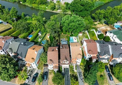 House for sale - 59 Rue de Madrid, Candiac, J5R 5Z9