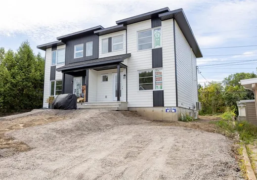 Maison à étages à vendre - 670 Rue de la Beauce, Ste-Foy, G1X2S7