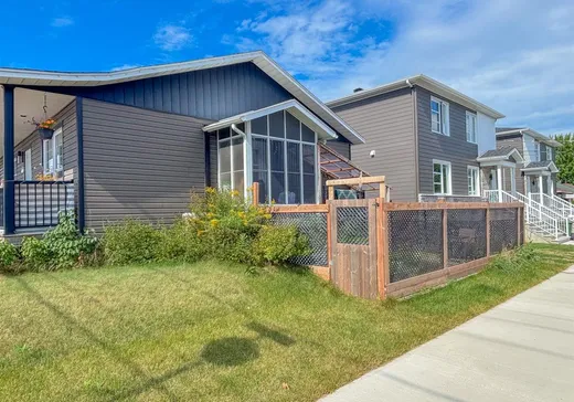 Maison à vendre - 217 Rue St-Alphonse, Drummondville, J2B 6M9