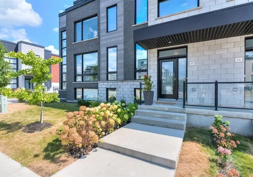 Maison à vendre - 37 Av. des Chênes, La Prairie, J5R 0T5