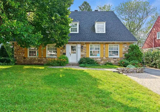 Un étage et demi à vendre - 3045 Rue de la Seine, Ste-Foy, G1W1H8