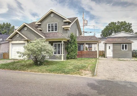 Maison à vendre - 7 20e Rue, Sainte-Catherine-de-la-Jacques-Cartier, G3N 1J8