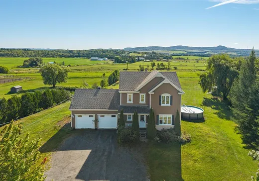 Maison à étages à vendre - 145 Rue Ducharme, Ste-Catherine-De-Hatley, J0B1W0