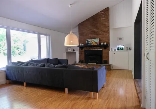 Bungalow à vendre - 5 Rue Cloutier, Sainte-Agathe-des-Monts, J8C1C8