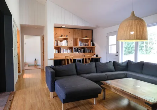 Maison à vendre - 5 Rue Cloutier, Sainte-Agathe-des-Monts, J8C 1C8