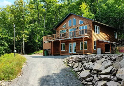 Two or more stories for sale - 2680 Mtée des Lacs-Noirs, Rivière-Rouge, J0T1T0