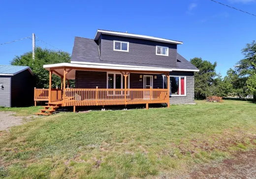 Maison à étages à vendre - 60 4e Rue O., Senneterre, J0Y2M0