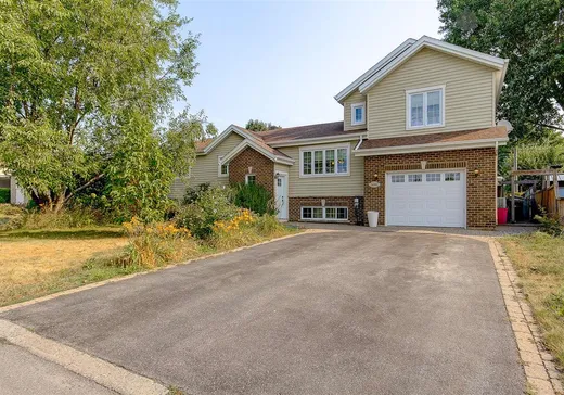 Split-level for sale - 16280 Av. Roy, Saint-Hyacinthe, J2T4H9