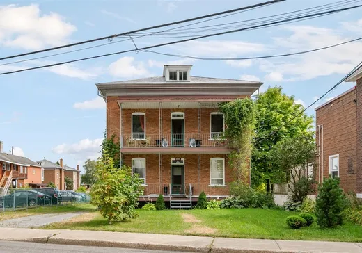 Maison à étages à vendre - 10046 Av. Royale, Sainte-Anne-de-Beaupré, G0A3C0