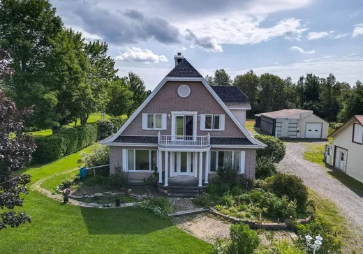 Maison à vendre - 725 Rue Principale, St-Evariste-De-Forsyth, G0M 1G0