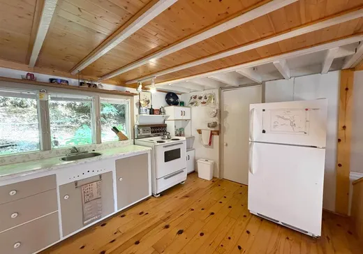 House for sale - 303 Ch. du Lac-du-Marbre, Val-des-Monts, J8N 1C3