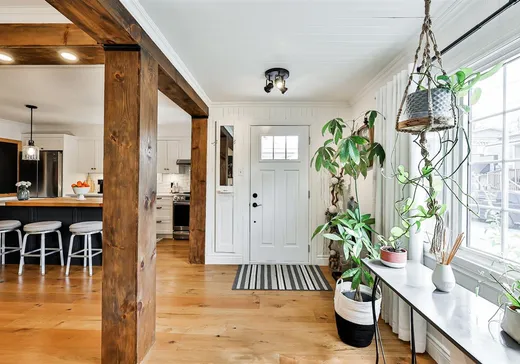 Maison à vendre - 203 3e Avenue, Sainte-Anne-des-Plaines, J5N 0E6