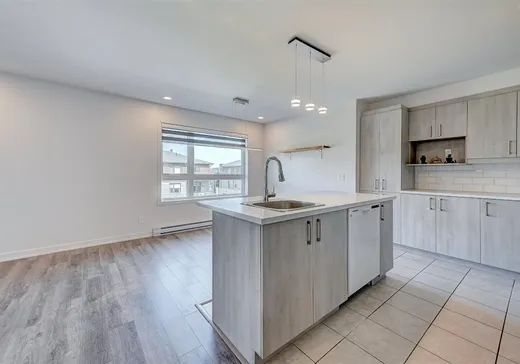 Condo à vendre - 230 Av. de la Belle-Dame, App. 202, La Prairie, J5R 0N9