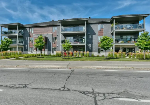 Condo for sale - 3019 Boul. des Promenades, Sainte-Marthe-sur-le-Lac, J0N1P0