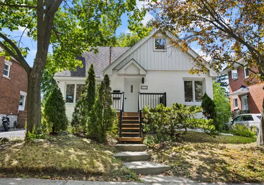 Maison à étages à vendre - 610 Rue Labonté, Longueuil, J4H2R3