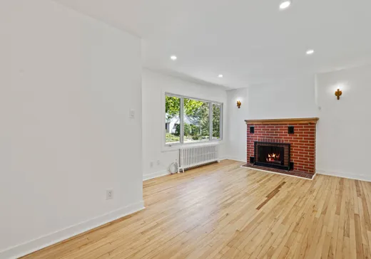 Maison à vendre - 610 Rue Labonté, Longueuil, J4H 2R3