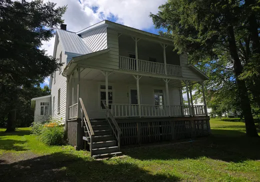 House for sale - 82 Rue St-Pierre E., Matane, G0J 3L0