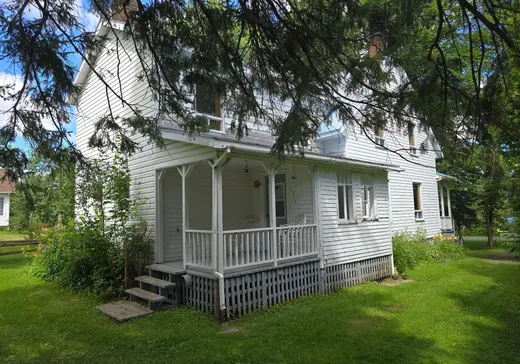 House for sale - 82 Rue St-Pierre E., Matane, G0J 3L0