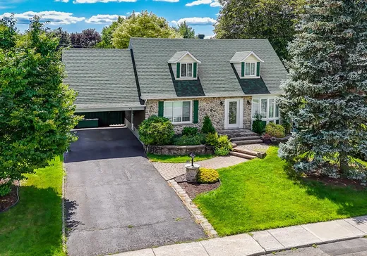 Two or more stories for sale - 346 Rue Bourgeois, Mont-Saint-Hilaire, J3G2X9