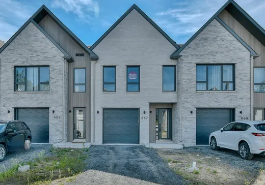 Two or more stories for sale - 667 Rue Caron, Deux-Montagnes, J0N1M0