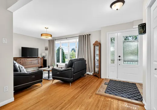 Maison à vendre - 958 Rue Ostiguy, Chambly, J3L 3E4