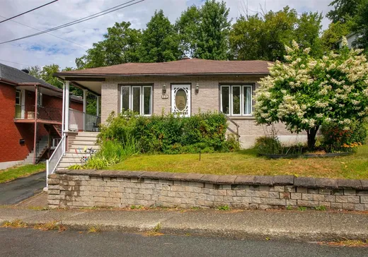 Bungalow à vendre - 185 Rue Chalifoux, Sherbrooke, J1G1P7