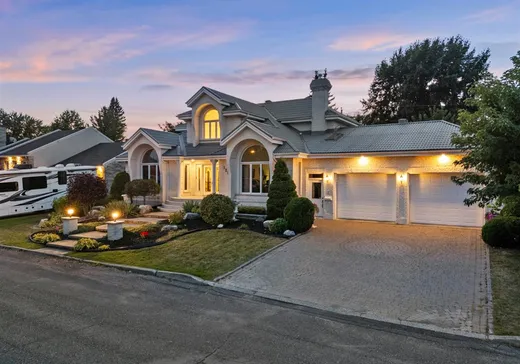 Maison à vendre - 1295 Rue Beauchemin, Drummondville, J2C 6P5