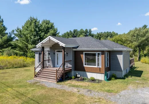 Bungalow for sale - 139 Rue Dupuis, Kingsey Falls, J0A1B0