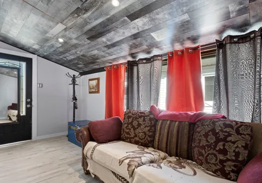 Maison à vendre - 3950 Boul. Sir-Wilfrid-Laurier, St-Hubert, J3Y 5Y9