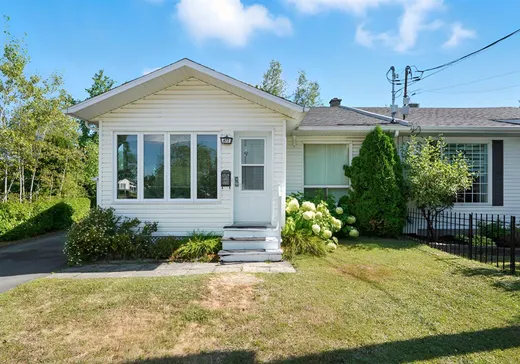 Bungalow à vendre - 475 Boul. Ouellet, Thetford Mines, G6G4X2