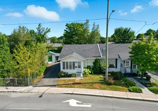 Maison à vendre - 475 Boul. Ouellet, Thetford Mines, G6G 4X2