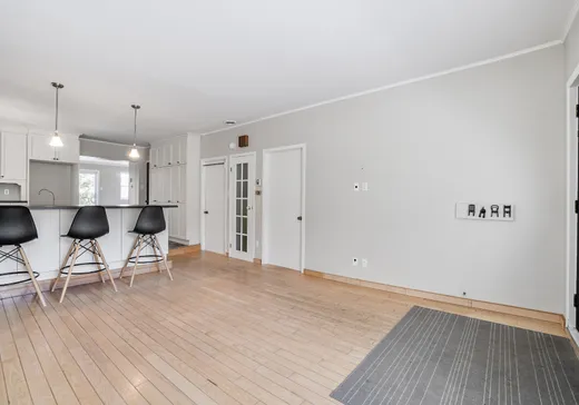 Maison à vendre - 6141 Rue Morin, Val Morin, J0T 2R0